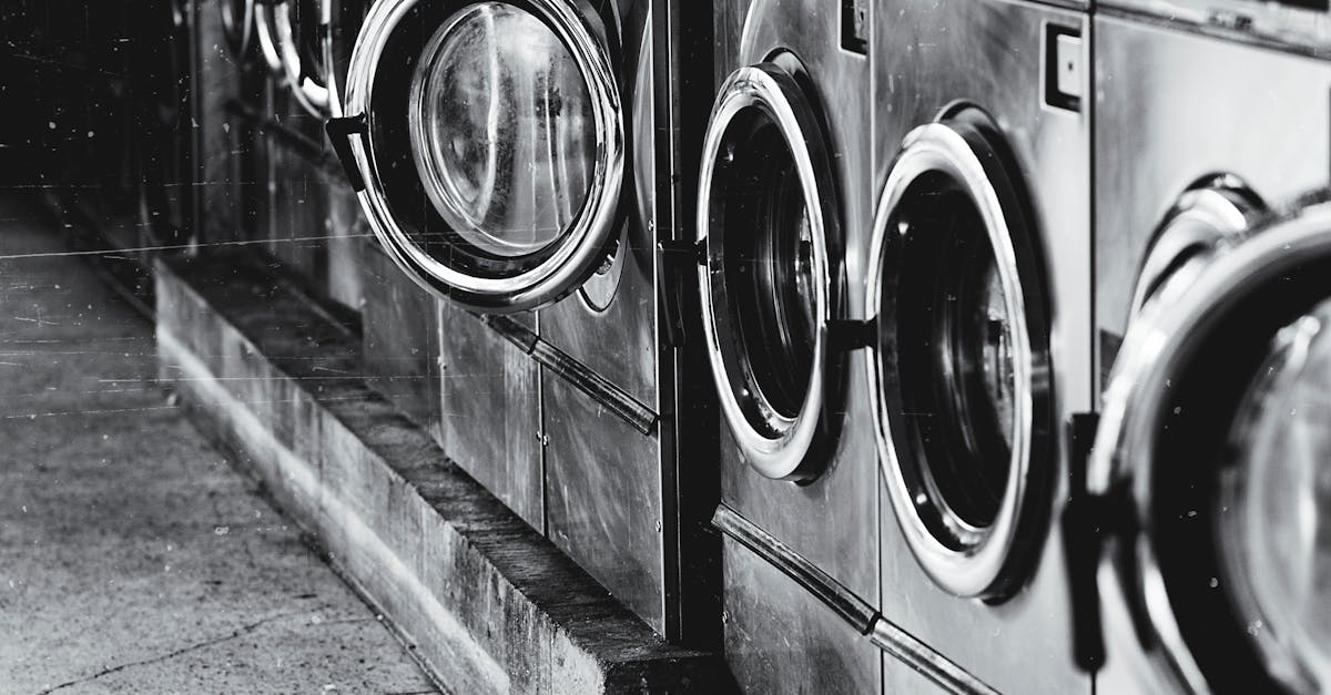 Coin-operated laundromat near me