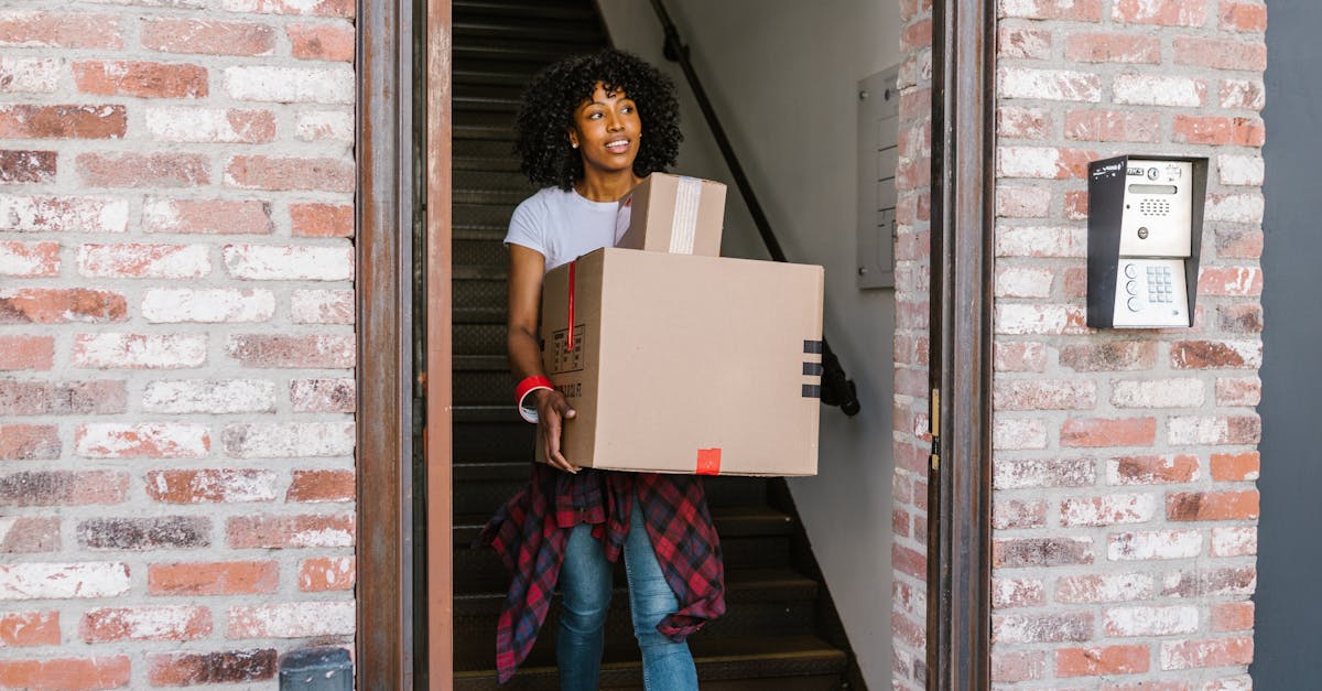 How much do moving companies typically charge?