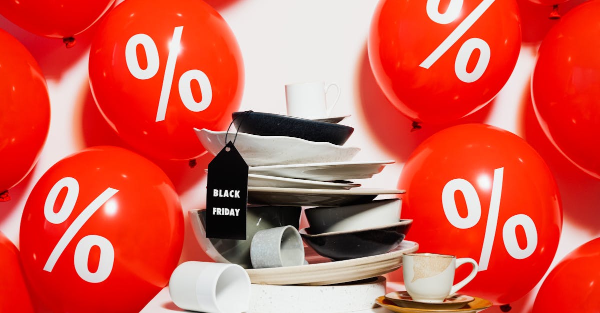 how to navigate holiday shopping sales