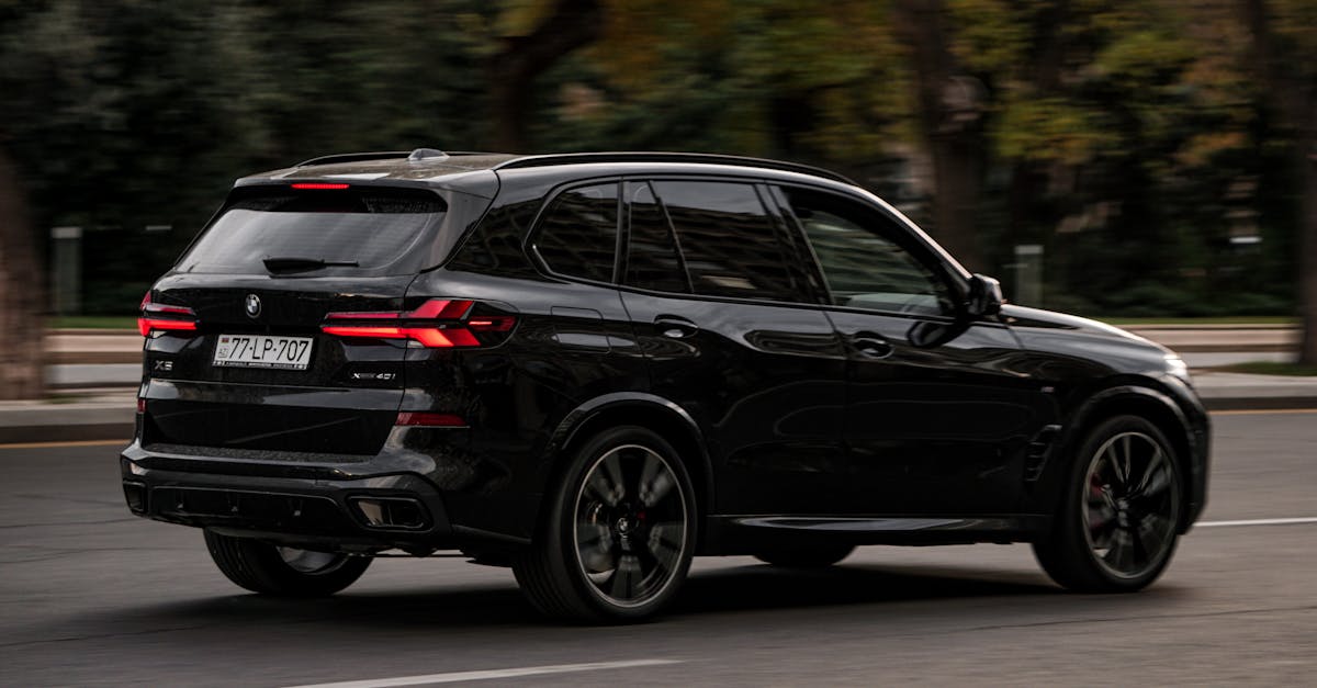 Mercedes-Benz GLE compared with BMW X5