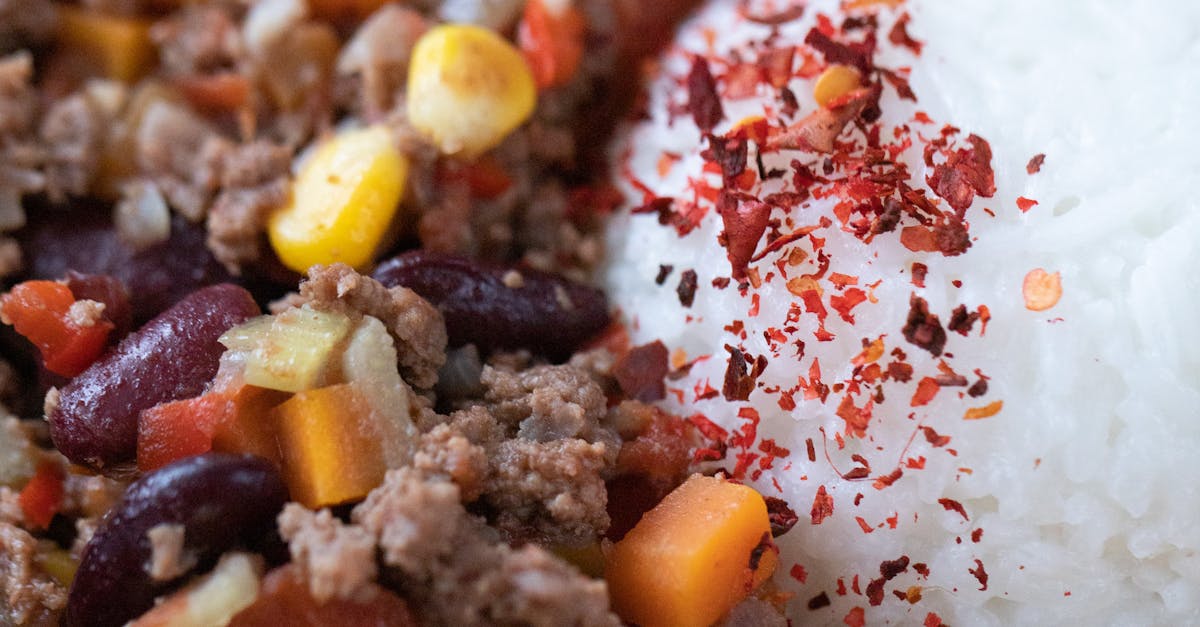 traditional American beef and bean chili