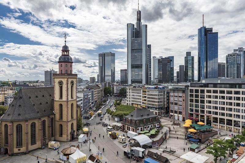 Prayer time Frankfurt