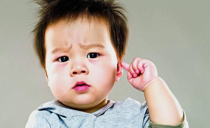 متى يكون التهاب الاذن خطير