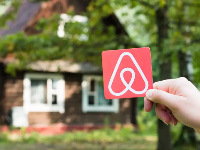 الأستثمار في Airbnb الشهير