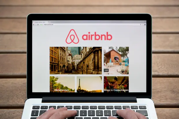 ميزات الاستثمار في Airbnb