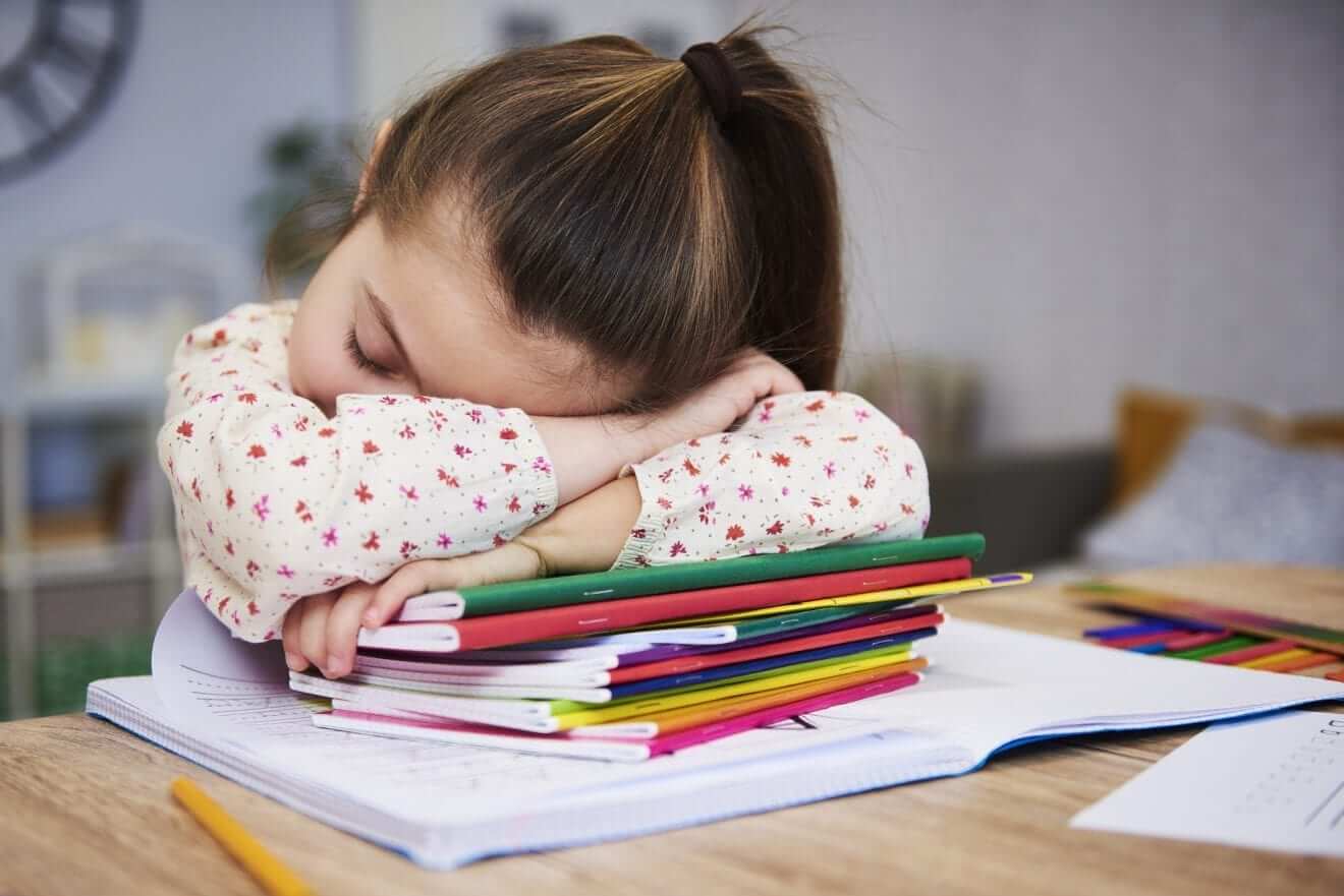 صعوبة النوم قبل الامتحانات